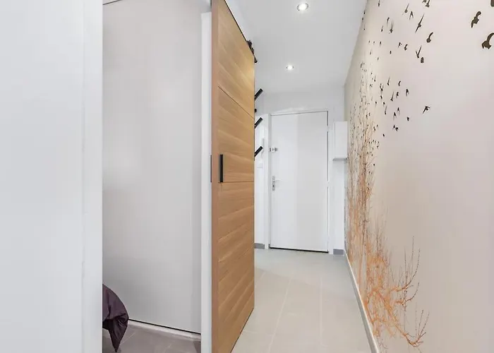 Pepite Face A La Avec Acces Direct 아파트